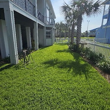 Landscape-Clean-Out-and-Revamp-in-Gulf-Breeze-FL 0